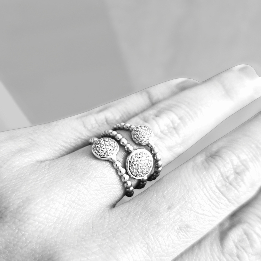 Elegant Silver Beaded Women's Ring